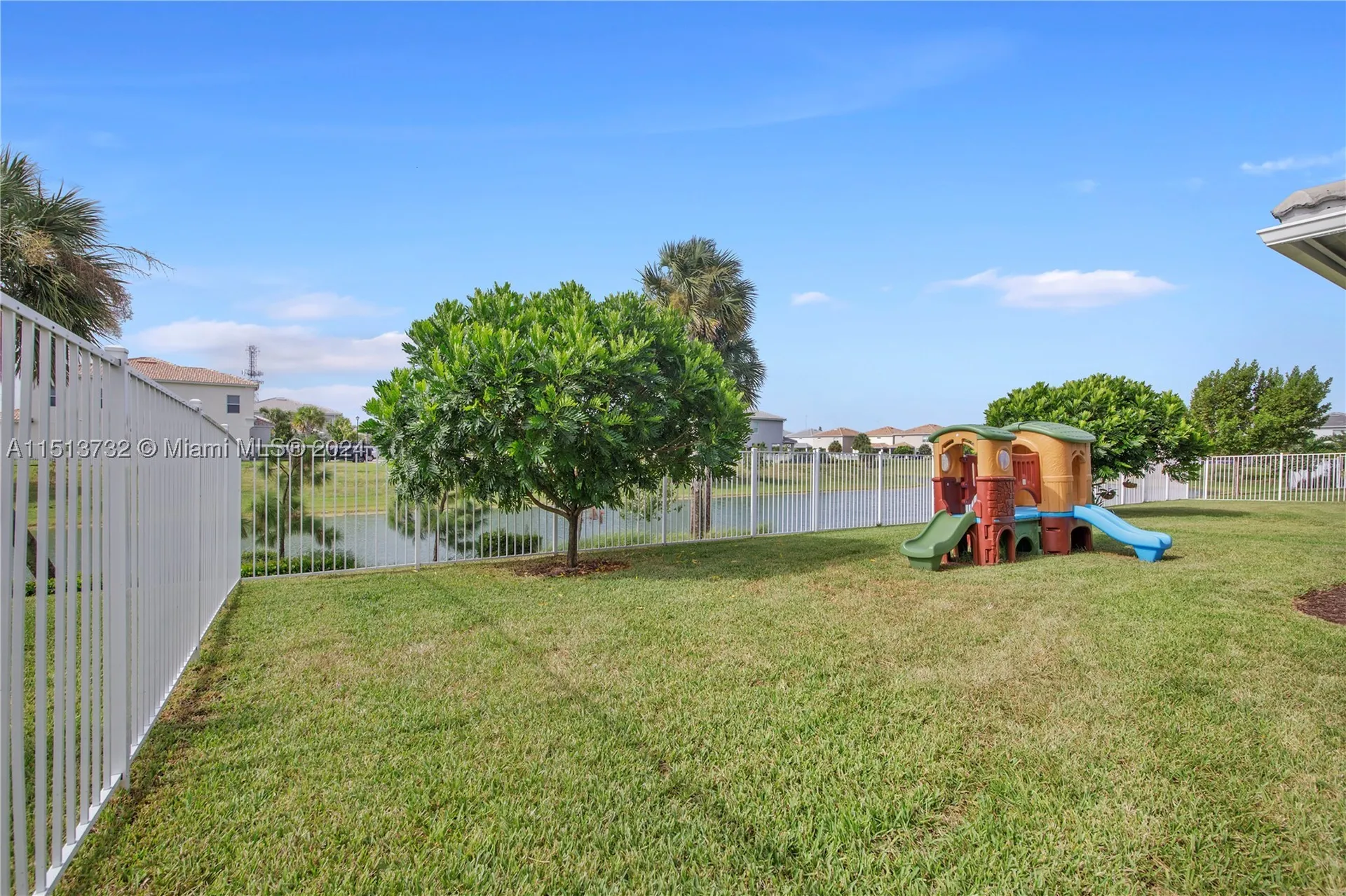 4534 Greenway Drive Hollywood FL 33021