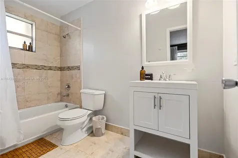 20075 SW 87th Place Cutler Bay FL 33189