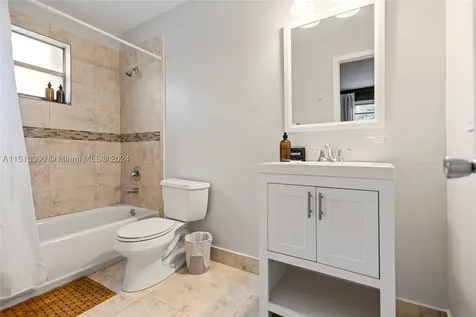20075 SW 87th Place Cutler Bay FL 33189