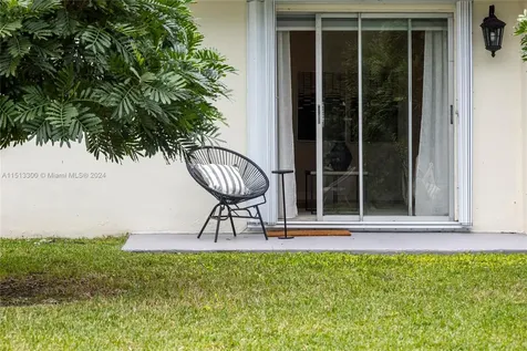 20075 SW 87th Place Cutler Bay FL 33189