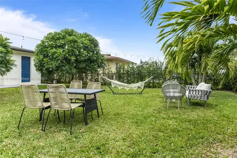 20075 SW 87th Place Cutler Bay FL 33189