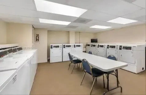 19201 Collins Ave, Sunny Isles Beach FL 33160