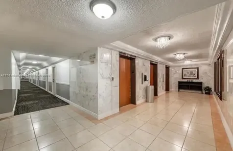 19201 Collins Ave, Sunny Isles Beach FL 33160