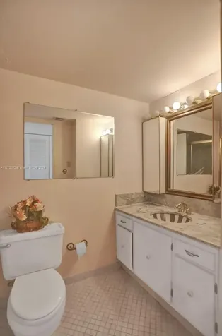 18051 Biscayne Boulevard Aventura FL 33160