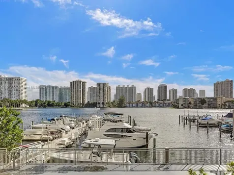 18051 Biscayne Boulevard Aventura FL 33160