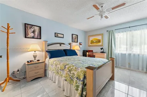 310 Pine Ridge Circle Green Acres FL 33463