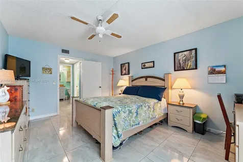 310 Pine Ridge Circle Green Acres FL 33463