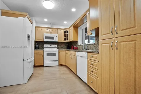 10980 NW 28th Street Sunrise FL 33322