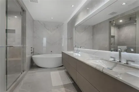 18501 Collins Avenue Sunny Isles Beach FL 33160