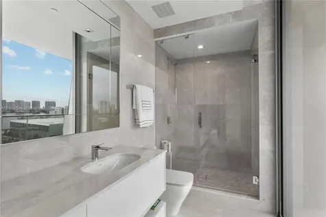 18501 Collins Avenue Sunny Isles Beach FL 33160