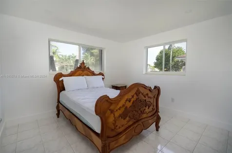 10540 SW 98th Street Miami FL 33176