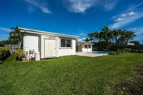 10540 SW 98th Street Miami FL 33176