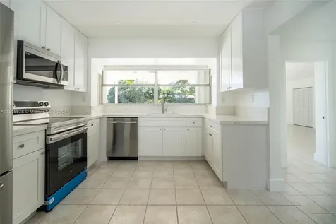 10540 SW 98th Street Miami FL 33176