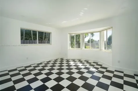 10540 SW 98th Street Miami FL 33176