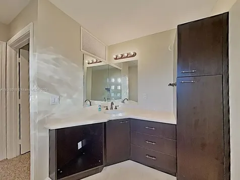 510 SW 10th Street Fort Lauderdale FL 33315