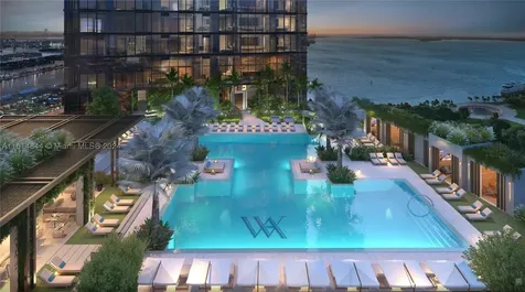 300 N Biscayne Boulevard Miami FL 33132