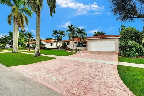 5500 Cleveland Street Hollywood FL 33021