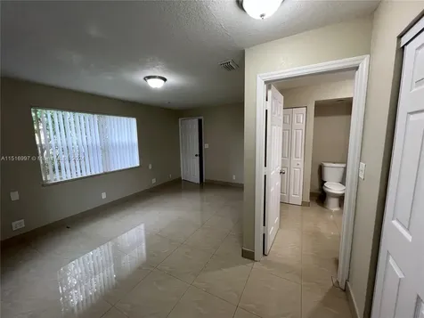 6530 NW 27th Street Sunrise FL 33313