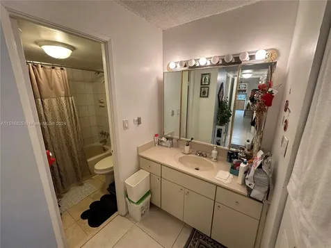 7135 Collins Avenue Miami Beach FL 33141
