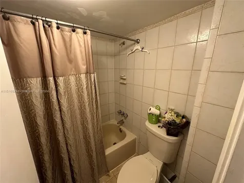 7135 Collins Avenue Miami Beach FL 33141