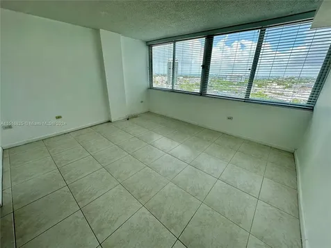 7135 Collins Avenue Miami Beach FL 33141