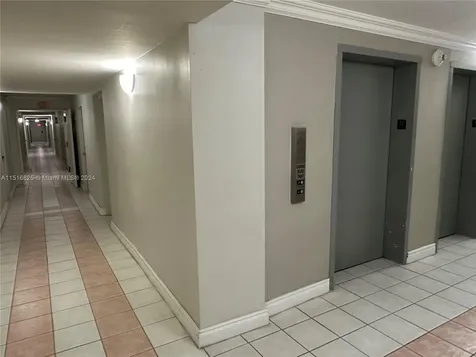 7135 Collins Avenue Miami Beach FL 33141