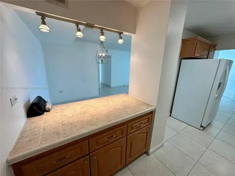 7135 Collins Avenue Miami Beach FL 33141