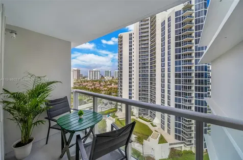 19201 N Collins Avenue Sunny Isles Beach FL 33160