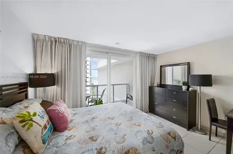 19201 N Collins Avenue Sunny Isles Beach FL 33160