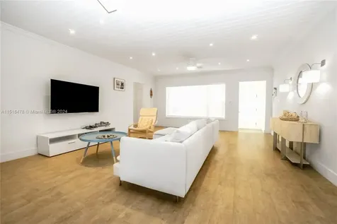 621 86th Street Miami Beach FL 33141