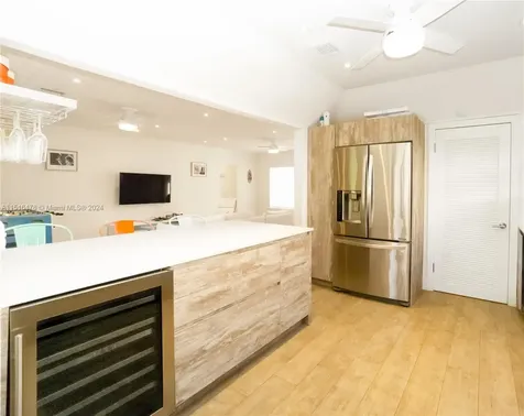 621 86th Street Miami Beach FL 33141