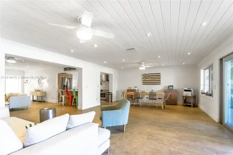 621 86th Street Miami Beach FL 33141