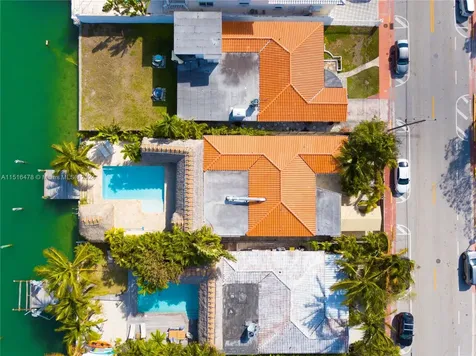 621 86th Street Miami Beach FL 33141