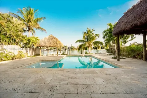 621 86th Street Miami Beach FL 33141