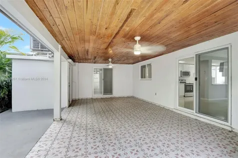 2653 SW 33rd Court Miami FL 33133