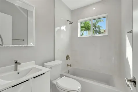 2653 SW 33rd Court Miami FL 33133