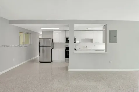 2653 SW 33rd Court Miami FL 33133