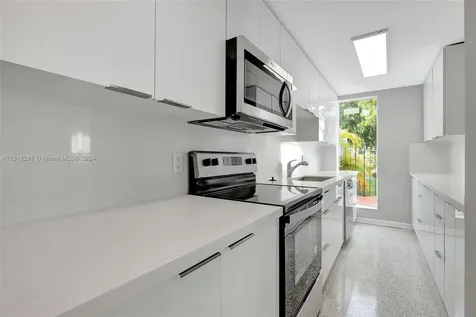 2653 SW 33rd Court Miami FL 33133