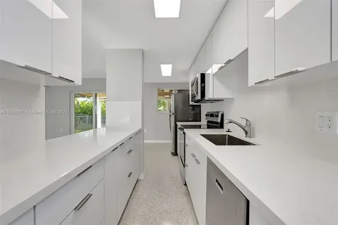 2653 SW 33rd Court Miami FL 33133