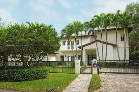 7421 SW 53rd Court Miami FL 33143