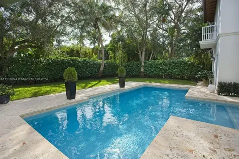 7421 SW 53rd Court Miami FL 33143
