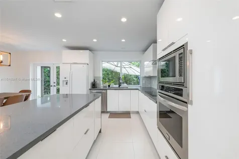 424 E Dilido Drive Miami Beach FL 33139