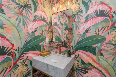 424 E Dilido Drive Miami Beach FL 33139