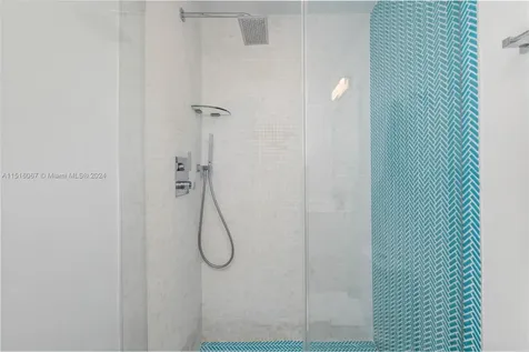 424 E Dilido Drive Miami Beach FL 33139