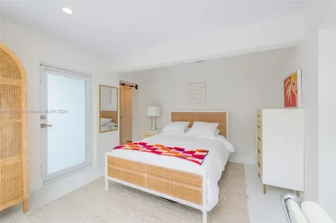424 E Dilido Drive Miami Beach FL 33139