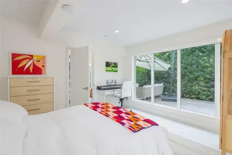 424 E Dilido Drive Miami Beach FL 33139