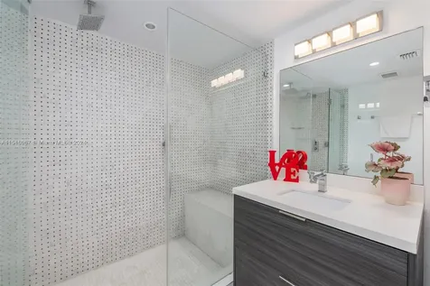 424 E Dilido Drive Miami Beach FL 33139