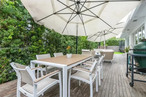 424 E Dilido Drive Miami Beach FL 33139