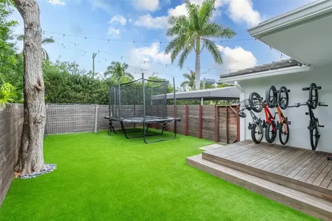 424 E Dilido Drive Miami Beach FL 33139