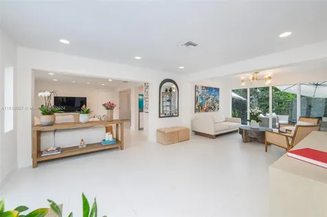424 E Dilido Drive Miami Beach FL 33139